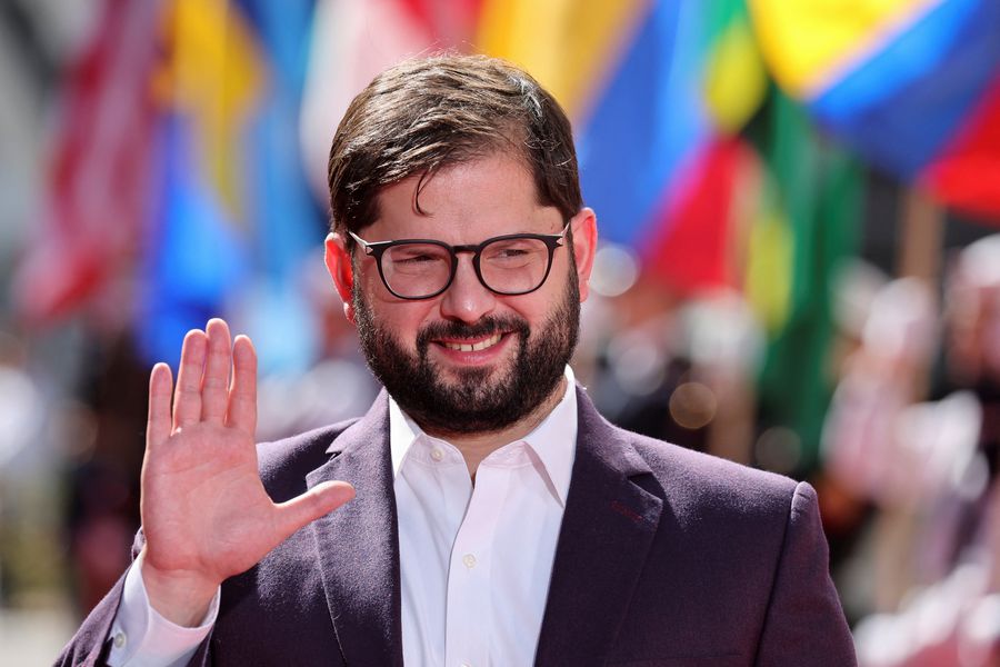 Encuesta CEP: gobierno de Boric registra un 32% de aprobación, el peor debut desde el retorno a la democracia