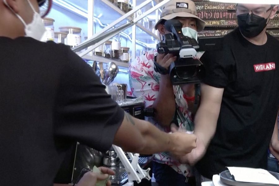 Así fue el primer día de cannabis legal en Tailandia