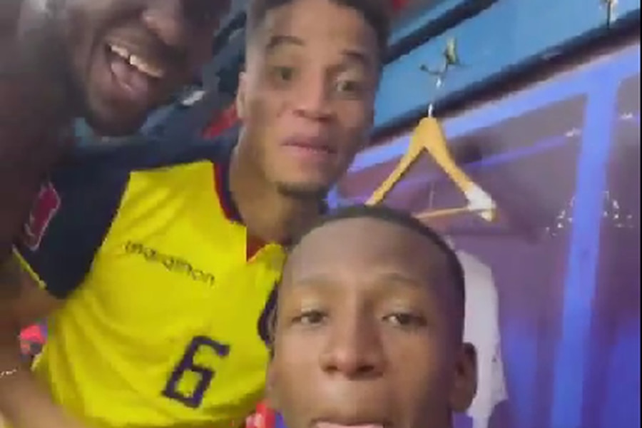 “Zánganos”: Pervis Estupiñán, figura de Ecuador, también se burla de Chile junto a Byron Castillo