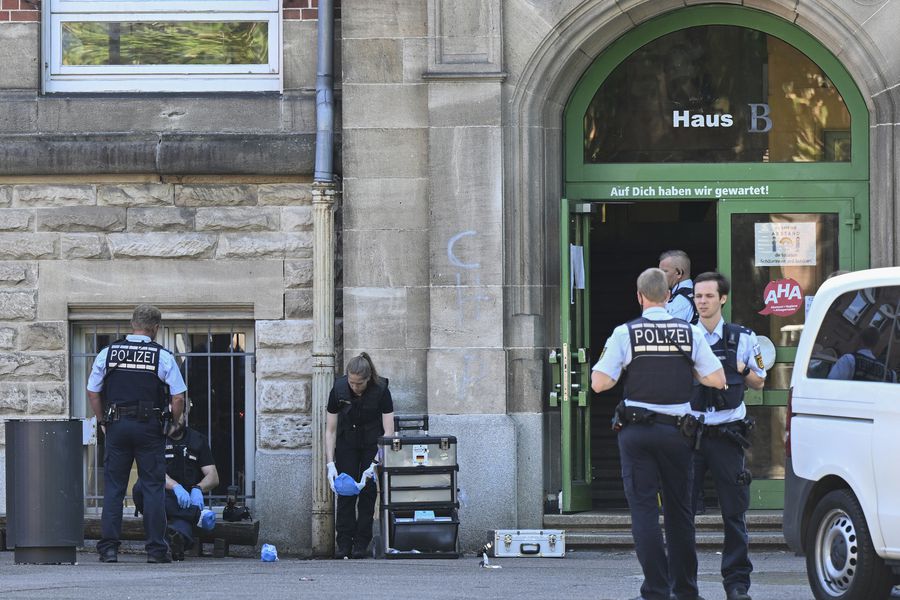 Al menos seis heridos en dos ataques con cuchillo en centros educacionales en Alemania