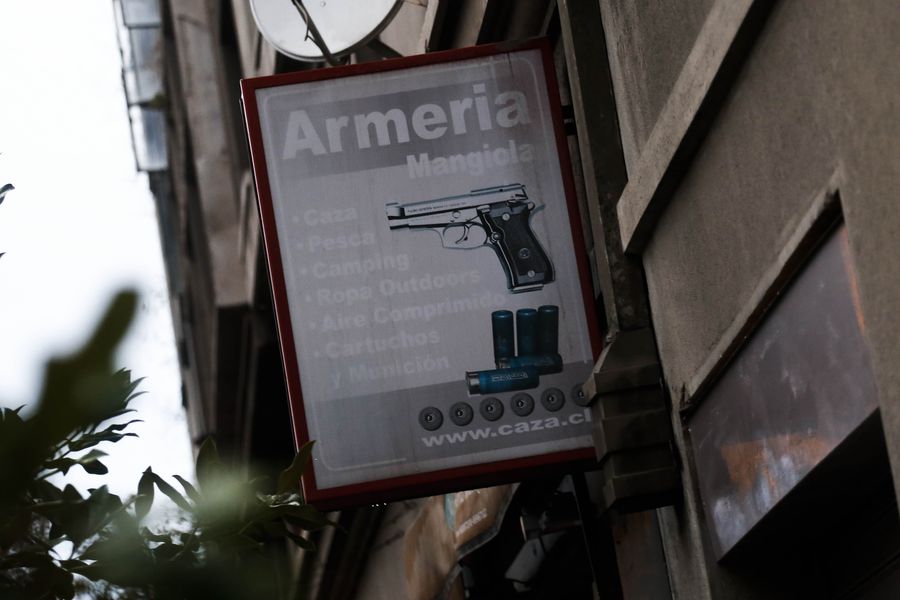 ¿Cuánto mueve mercado de las armas legales en Chile?