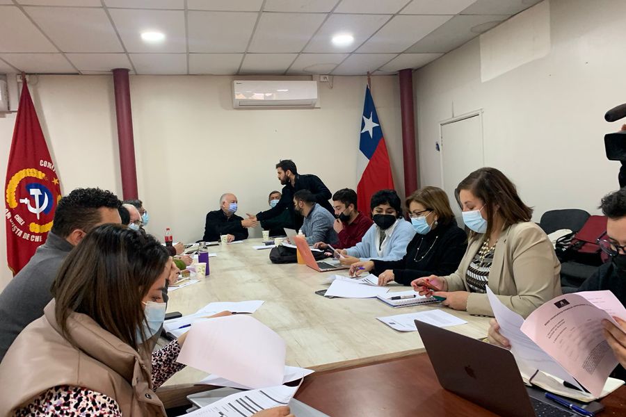 Propuesta de franja única: los puentes que empieza a tender Aprueba x Chile con el oficialismo y otros movimientos