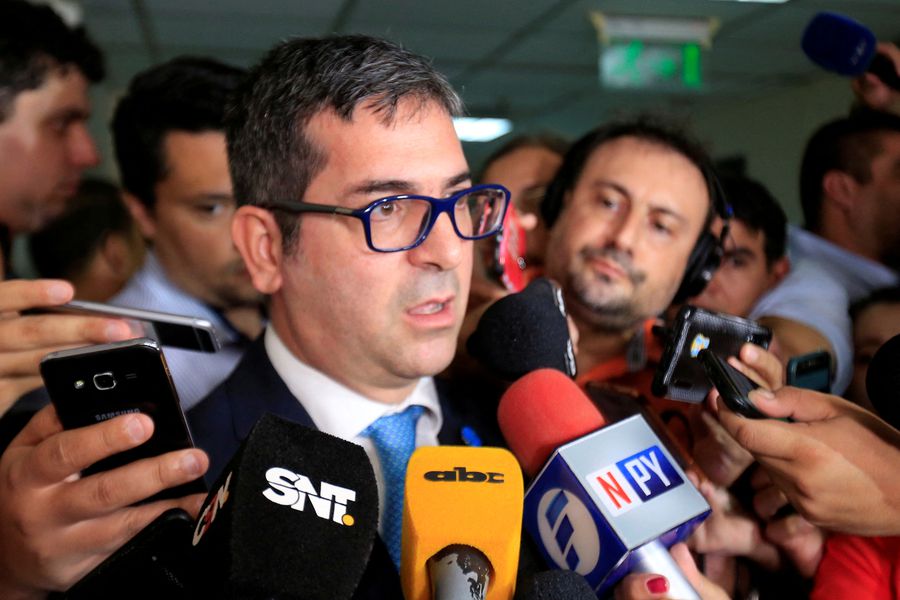 Juez condena a más de 23 años a cuatro implicados en asesinato de fiscal paraguayo