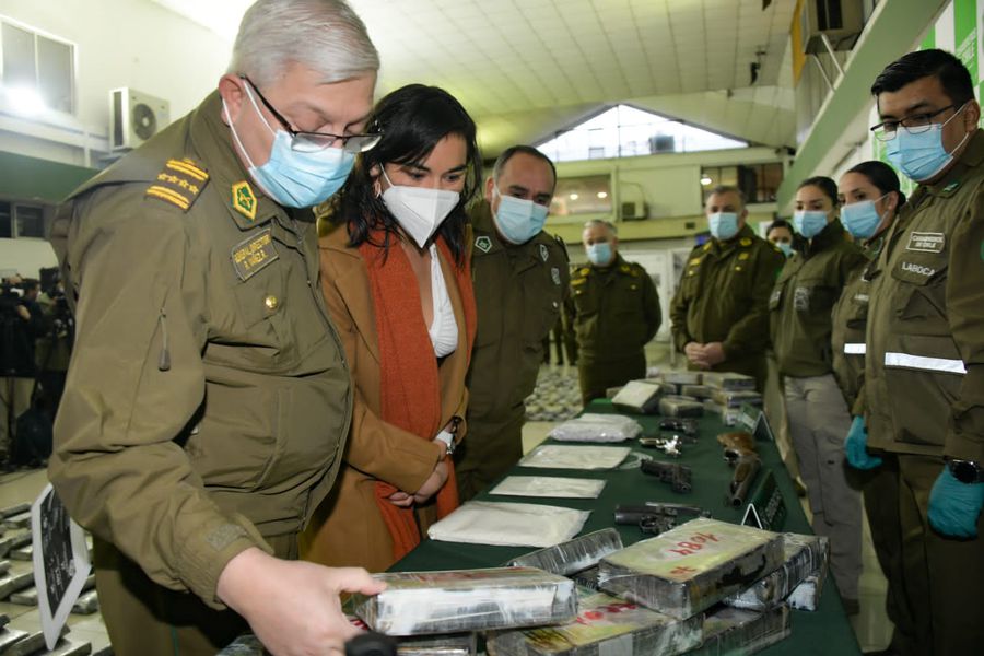 La incautación de cocaína más grande en lo que va del año: Carabineros decomisa más de 400 kilos de droga que ingresó desde Bolivia