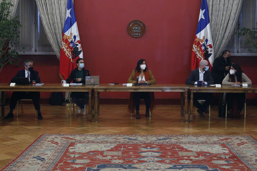 Ministra Siches lidera nuevo consejo de gabinete y hace un llamado a mejorar la coordinación interministerial