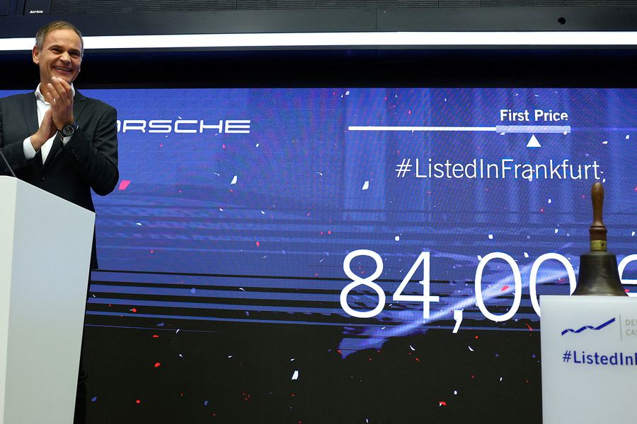 Porsche debutó en bolsa con una leve alza en medio del pesimismo de los mercados