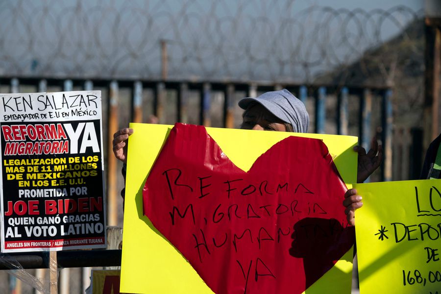 Alto Comisionado de la ONU para Refugiados crítica medidas migratorias de Biden asegurando que no cumplen con el derecho internacional
