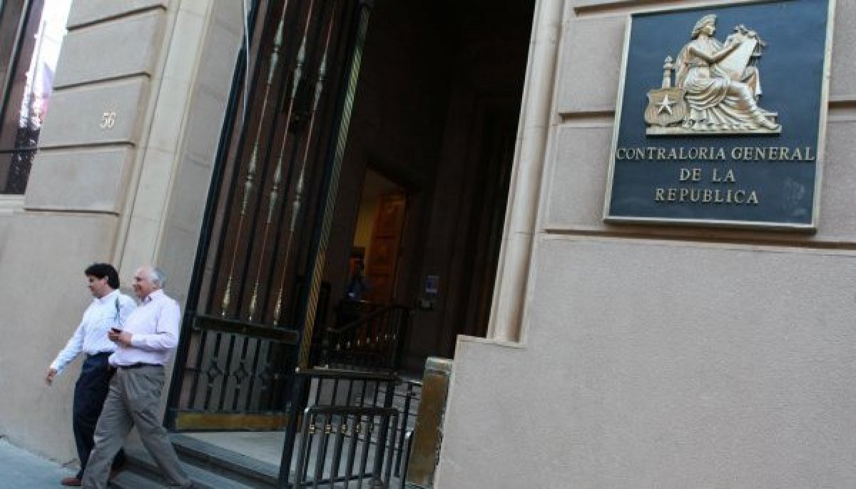 Contraloría pide un informe al Ministerio de Justicia por los 13 indultos otorgados por Boric