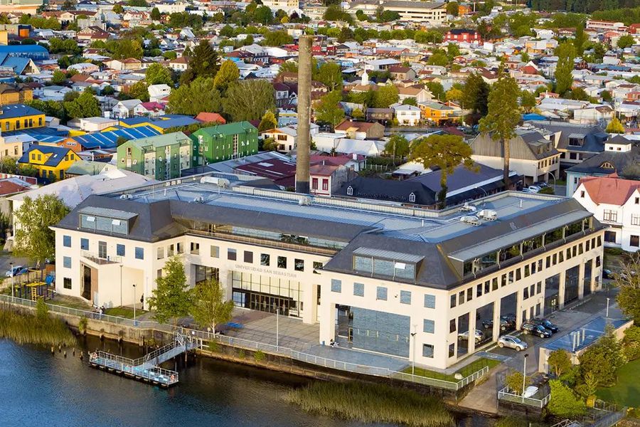 USS y Centro de Estudios Científicos promueven la creación de un polo científico en el sur de Chile