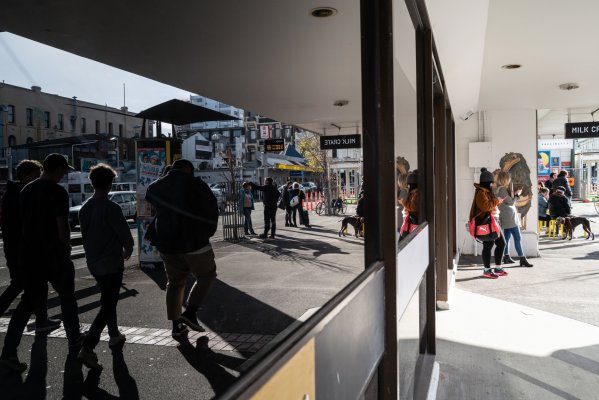 Analistas anticipan que la inflación en EEUU volvería a moderarse en diciembre y que la Fed optaría por un alza de 50 puntos en tasas