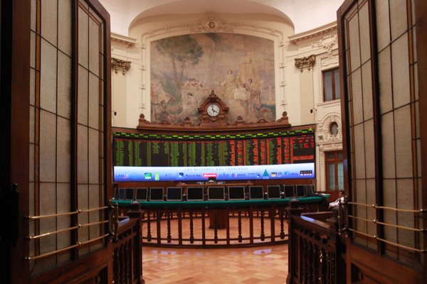 BTG Pactual ubica a Chile como el mercado con mejor riesgo-recompensa para 2023. con la mira puesta en proceso constituyente