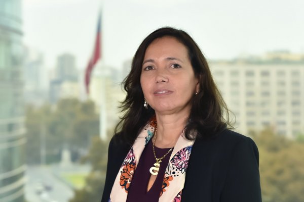 CMF entra a la disputa entre la FNE y el TDLC por situación de Transbank: regulador acusa que no tiene atribuciones y crítica a la Fiscalía