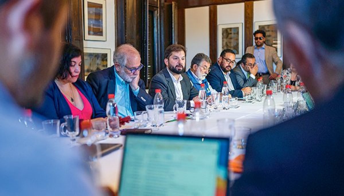 Gobierno anuncia medidas sociales por US$ 2.000 millones y descarta efecto inflacionario