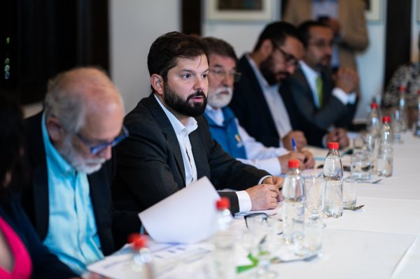 Gobierno anuncia medidas y duplica bono marzo