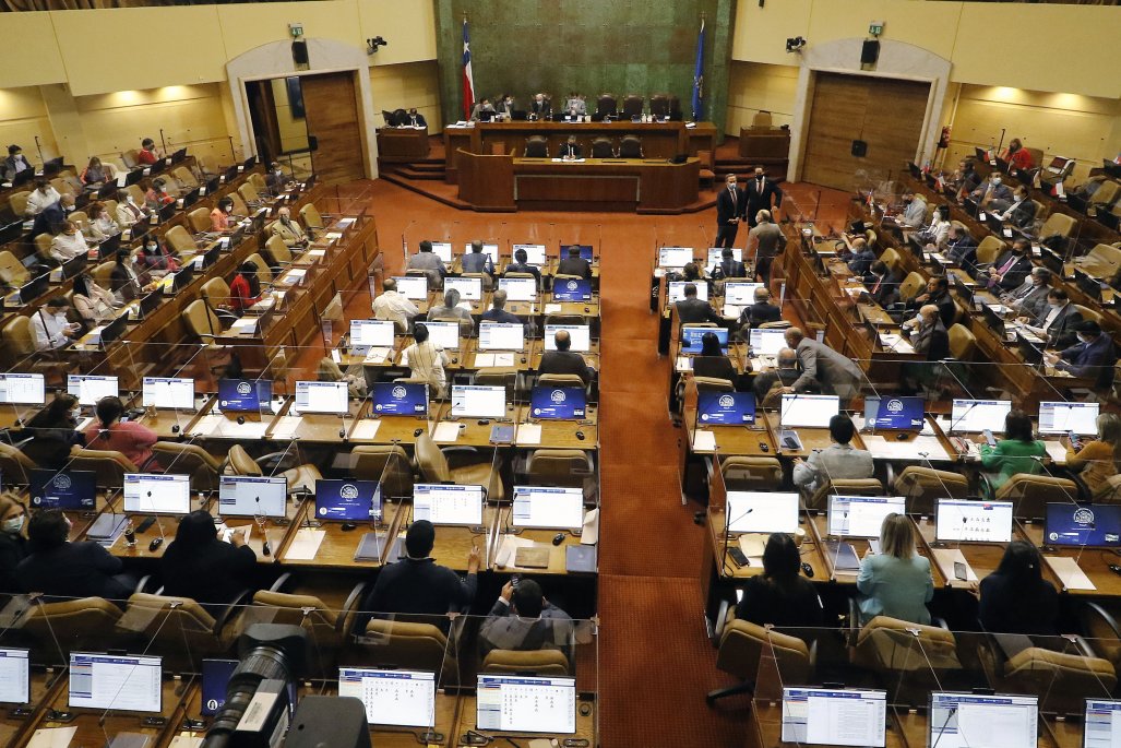 Senadores presentaron nuevo proyecto de prórrogas sucesivas sin éxito