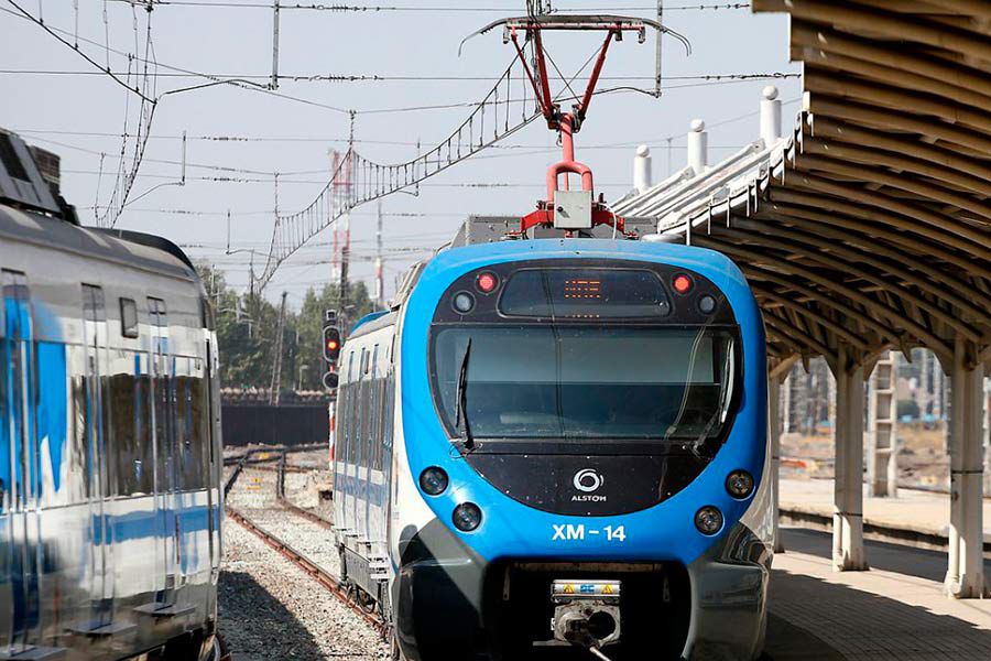 Tren Santiago-Valparaíso será realidad en 2030: Gobierno anuncia trazado de la esperada obra ferroviaria y espera licitar en 2025