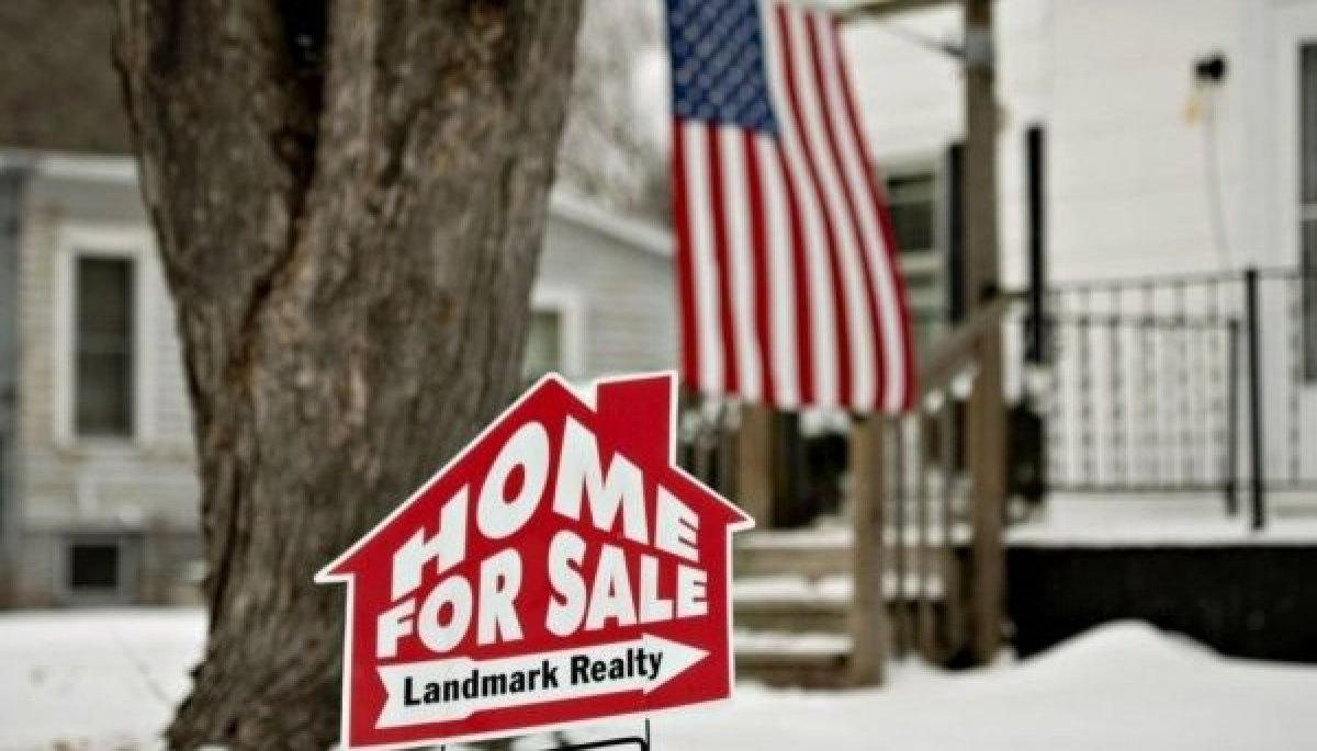 Ventas de casas usadas caen en EEUU