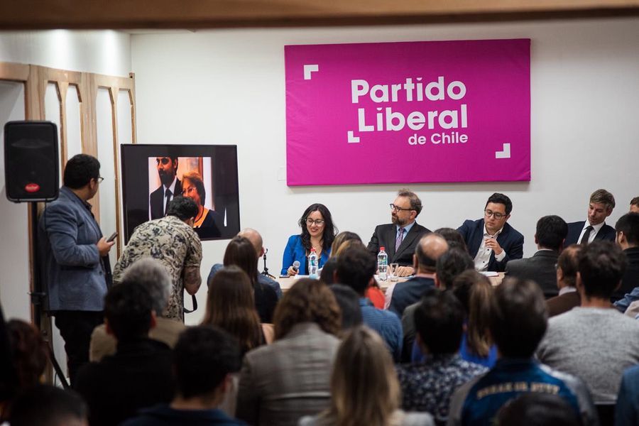 Partido Liberal se suma al PS y opta por ir en alianza electoral con Apruebo Dignidad
