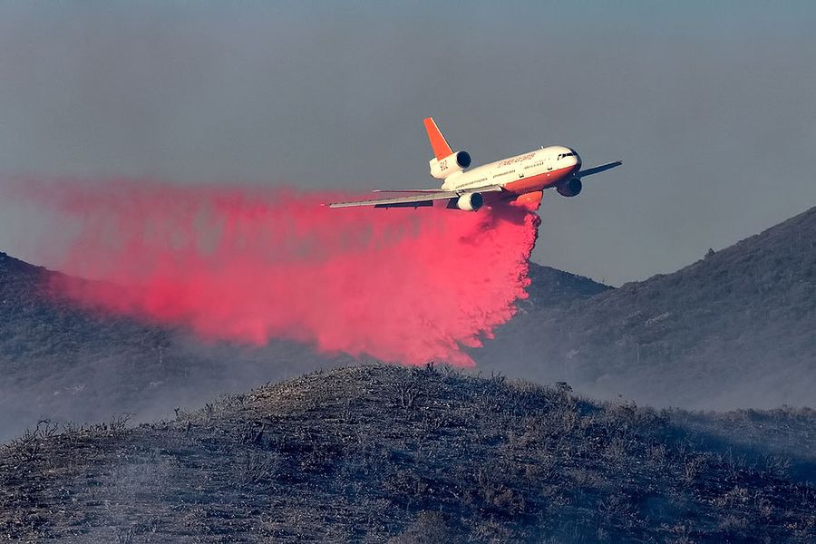 Ten Tanker sufre desperfecto durante combate de incendios forestales