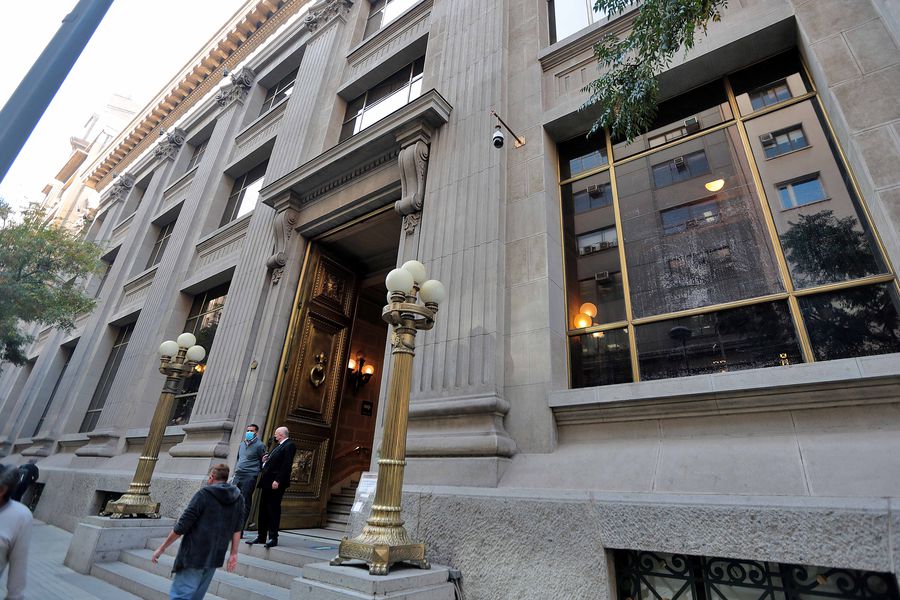 Mercado eleva proyección para la inflación este año