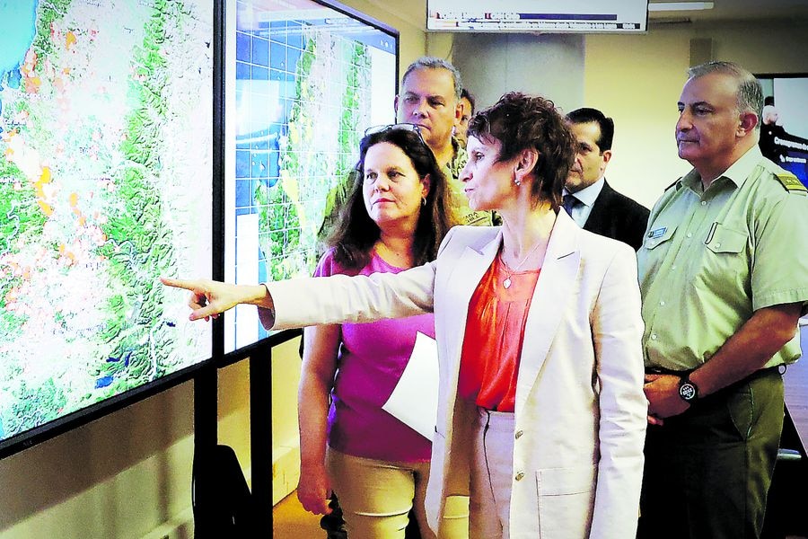 Fuego en el sur: la primera gran prueba para La Moneda