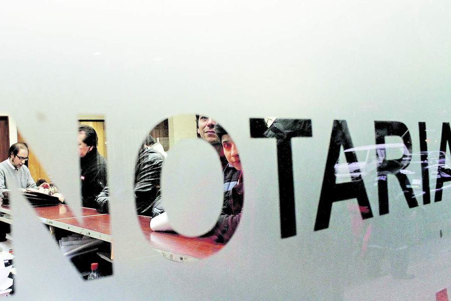 ¿1.168 días “durmiendo” en el Congreso?: las trabas que ha tenido la reforma a notarios que reactivó el ministro de Justicia