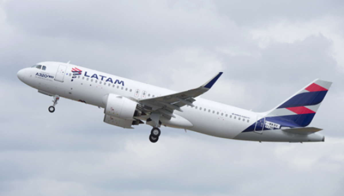 LATAM compra nuevos y mejores modelos: a su flota se añaden 31 aviones Airbus A32neo para finales del 2023