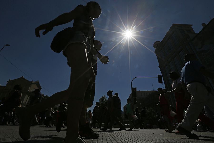 Alerta por altas temperaturas extremas en 7 regiones del país