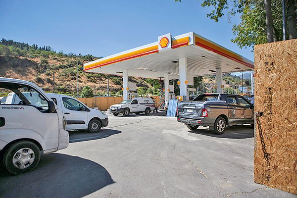 Demanda busca responsabilizar a directivos de Shell por no prepararse adecuadamente para la transición energética