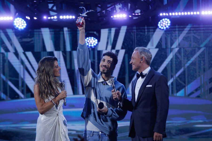 Diego Urrutia triunfa en Viña con su humor Centennial