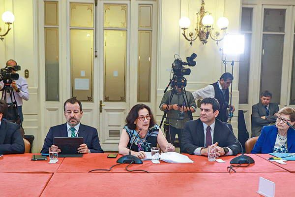 Dudas sobre efecto de baja del dólar en inflación