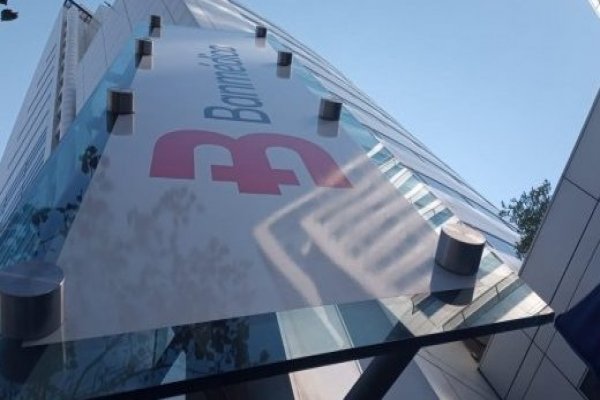 Empresas Banmédica logró leve reducción de pérdidas en 2022, pero advierte “falta de capacidad” de las isapres para mantener el negocio