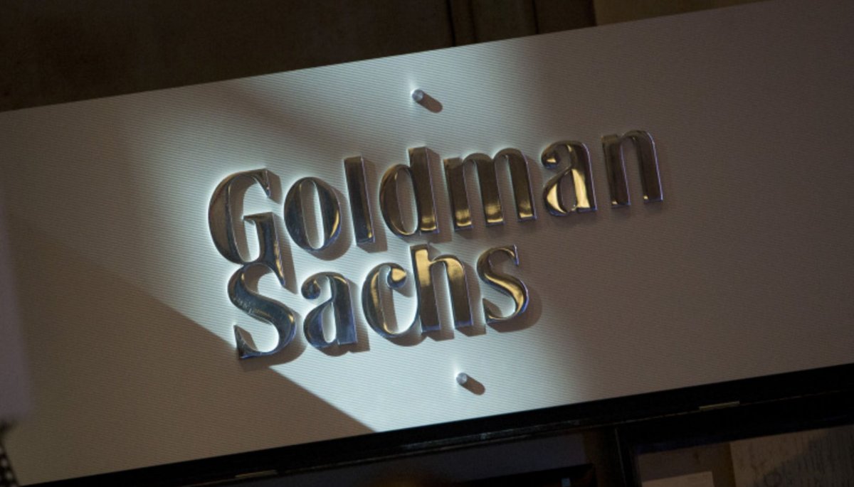 Goldman Sachs recorta probabilidad de recesión en EEUU a 25% por fortaleza del empleo y confianza empresarial