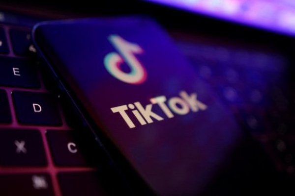 La Comisión Europea impide al personal que use TikTok ante riesgos de seguridad