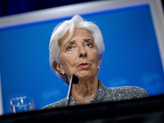 Lagarde reafirma su intención de que el BCE suba las tasas en medio punto en marzo