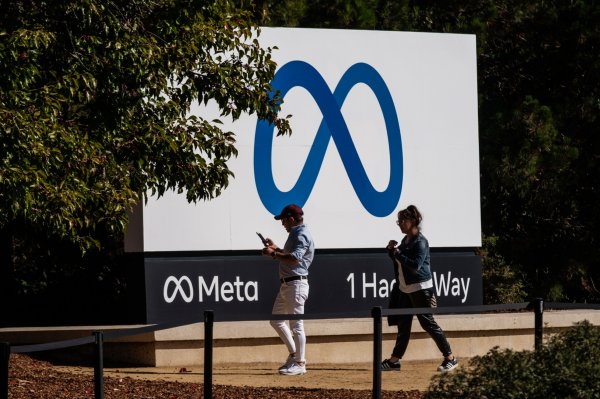 Meta planea “miles” de despidos más, asegura el Washington Post