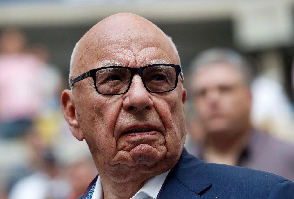 News Corp,, de Rupert Murdoch, recortará un 5% su personal por caída de ganancias