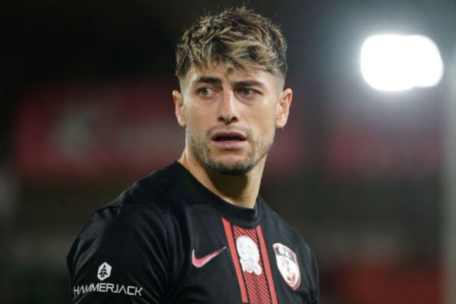 Sagal y su equipo se retiran de la Superliga de Turquía