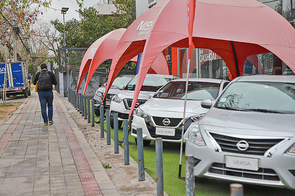 Venta de autos nuevos partió el año con el pie izquierdo