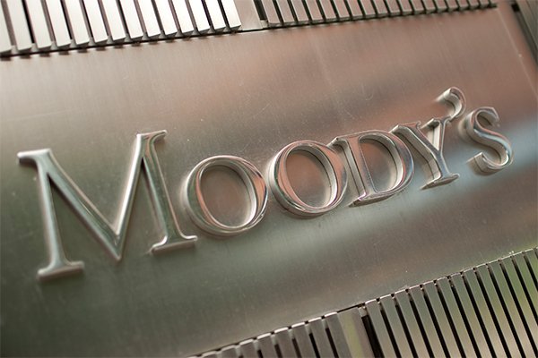 moody´s celebra superávit fiscal de Chile
