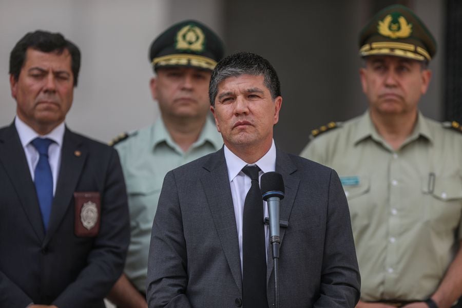 Monsalve aborda formalización de general Ricardo Yáñez