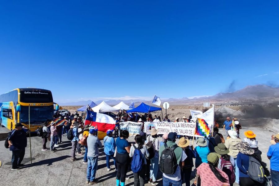 SQM suspende operaciones en Salar de Atacama tras bloqueo de comunidades atacameñas