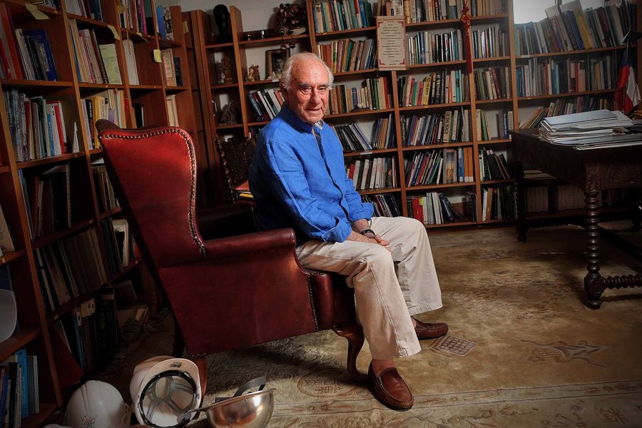 Zalaquett: Bitar defiende a Piergentili y critica a ministros