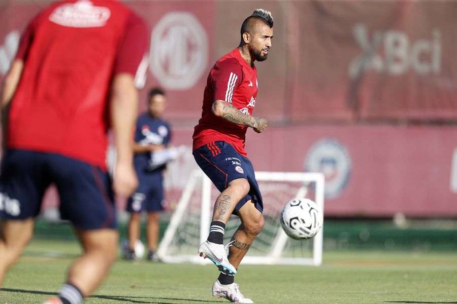 The King is back: El desafiante mensaje de Arturo Vidal a Colo Colo