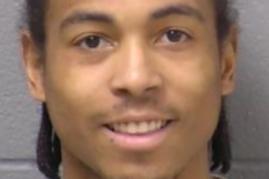 Al menos siete muertos en dos viviendas por disparos realizados por un mismo tirador en Illinois