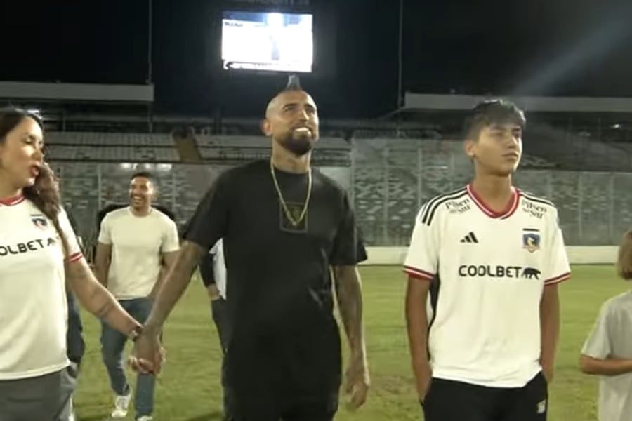 Arturo Vidal llega a Colo Colo: “Quiero ser campeón, clasificar y pelear la Libertadores”