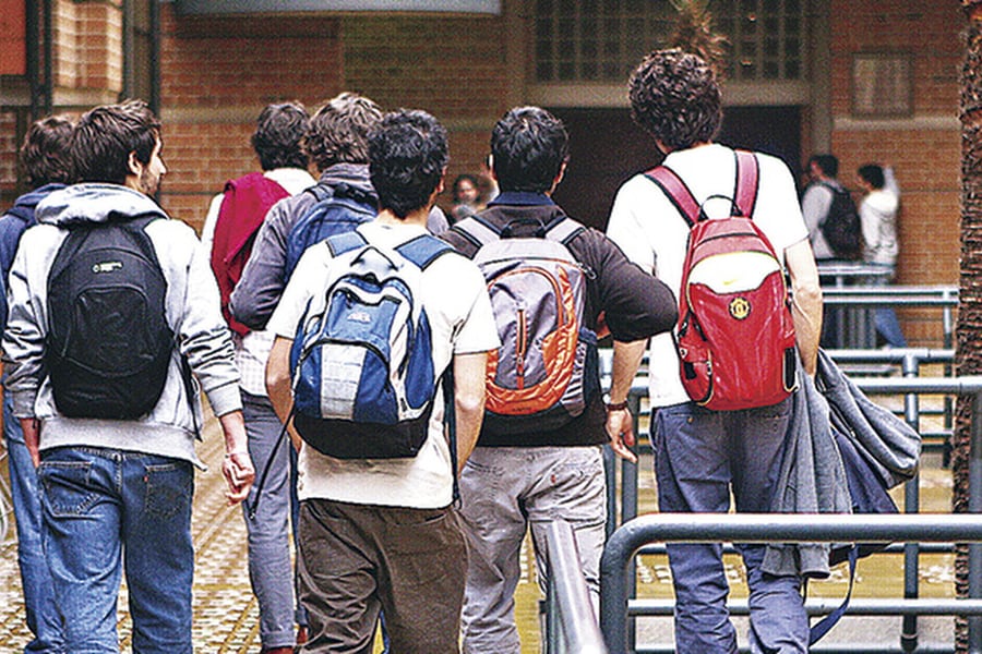 Aníbal Guerrero: Gratuidad: arriesgando la cobertura alcanzada