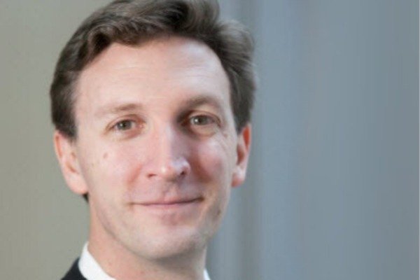 Chris Berry, presidente de Housing Mountain Partners: “Chile enfrenta desafíos en el litio… y mucho de eso tiene que ver con la visión del presidente Boric”