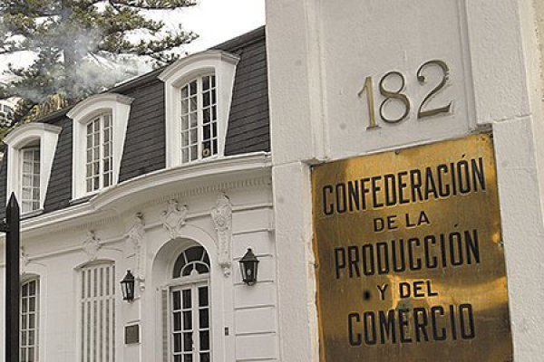 Evasión en impuesto corporativo: los grandes empresarios refuerzan críticas al informe Jorratt y piden convocar comisión para elaborar nuevo análisis