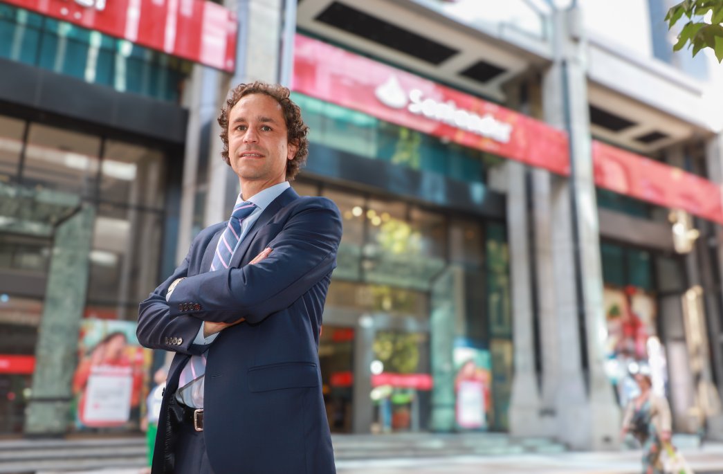 Fernando Larraín, de Banco Santander: “Esperamos una inversión que, de alguna manera, empieza a mostrar signos de recuperación”
